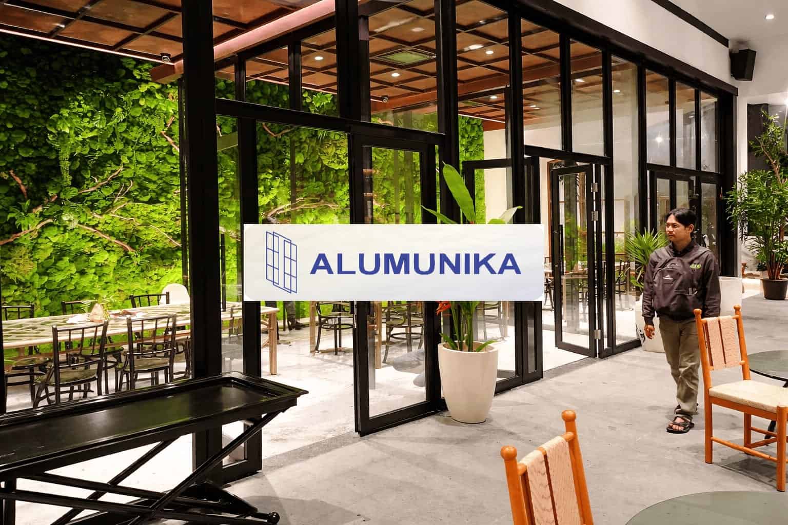 Pintu kaca untuk resto